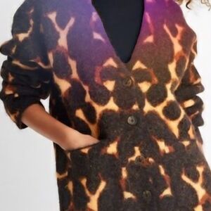 Elegant Leopard Print Cardigan